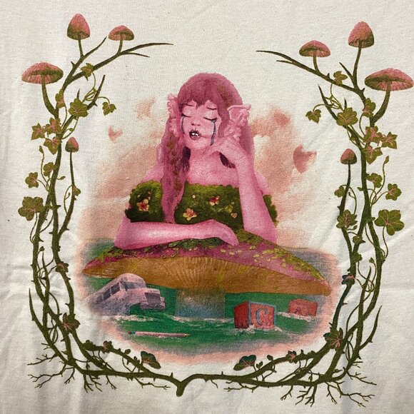 Melanie Martinez Trilogy Tour Beige Tshirt size Small - Picture 2 of 5